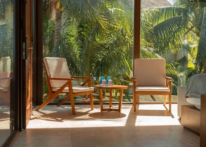 Tago By G Hotel 5*