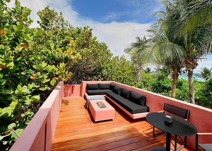 Tago By G Hotel 5*