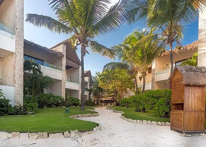 Tago By G Tulum