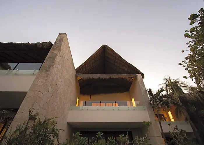 Tago By G Tulum